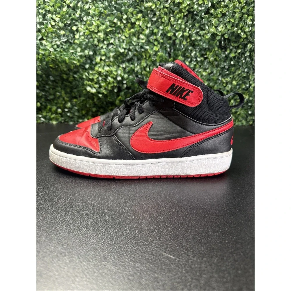 Nike Boys Court Borough Mid 2 CD7782-003 Black red sneakers 7y